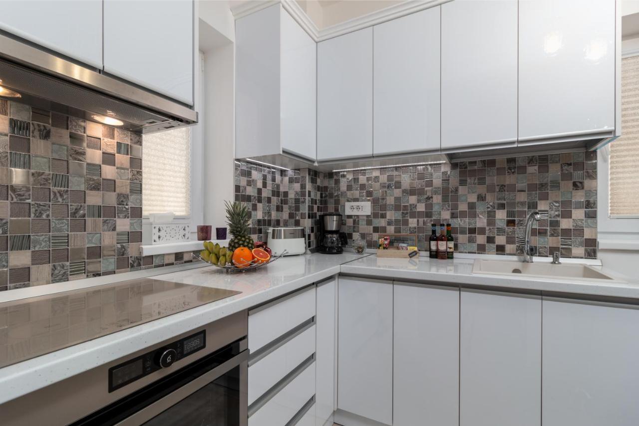 Premier Apartment Oradea Extérieur photo