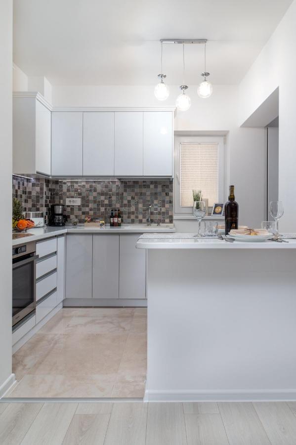 Premier Apartment Oradea Extérieur photo